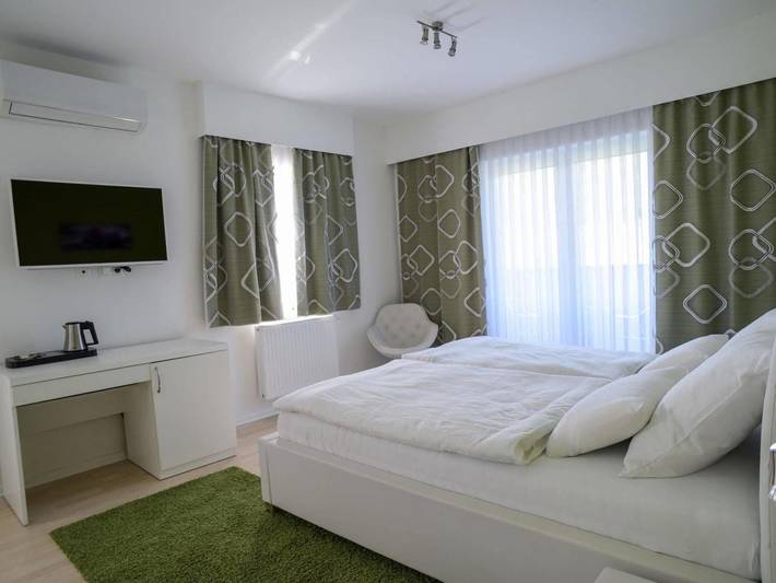 Ganze Wohnung, Villa Lika Annex - Double Room 5 (small room) in Smoljanac, Plitvicer Seen