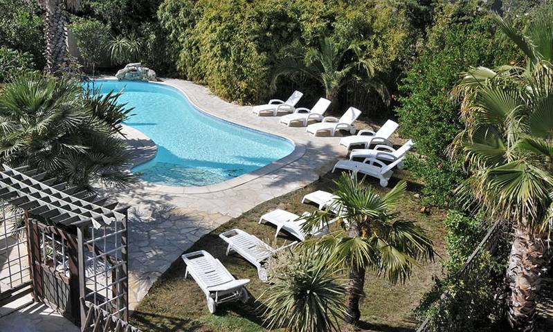 Location de vacances pour 16 personnes, avec piscine et jardin, adapté aux familles à Argeliers - 2