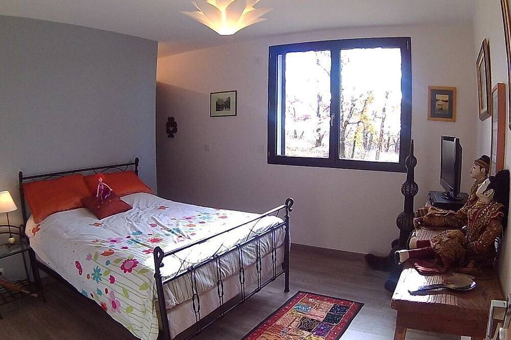 Superbe villa avec cuisine ouverte, piscine et lac - Cahors in Lalbenque, Quercy