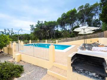 Villa in Santa Eulària des Riu, Ibiza Osten für 5 