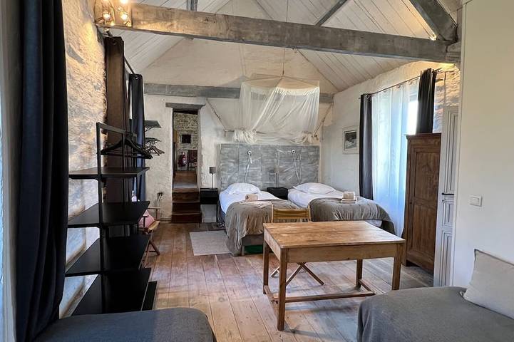 Location de vacances pour 24 personnes, avec jardin, animaux acceptés à Donges - 4