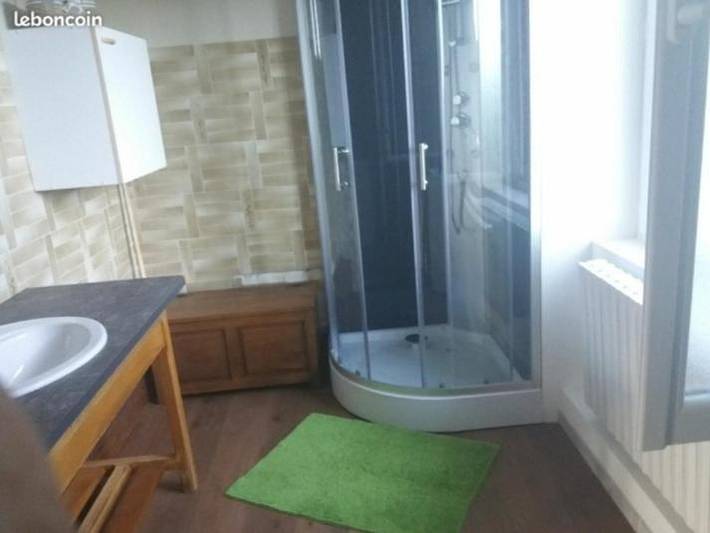 Gîte pour 6 personnes, avec balcon et vue dans Le Buisson - 3