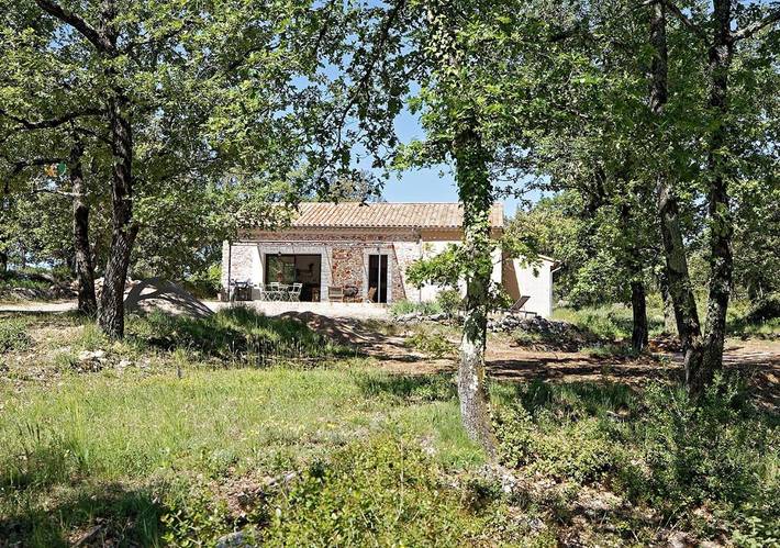 Villa pour 6 personnes, avec vue ainsi que jardin et piscine, animaux acceptés