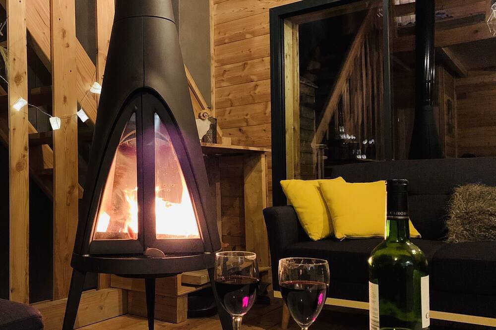 Appartement entier, Moitié de chalet à 300 mètres de la télécabine, vue imprenable in Pra-Loup (station de ski), Pra-Loup