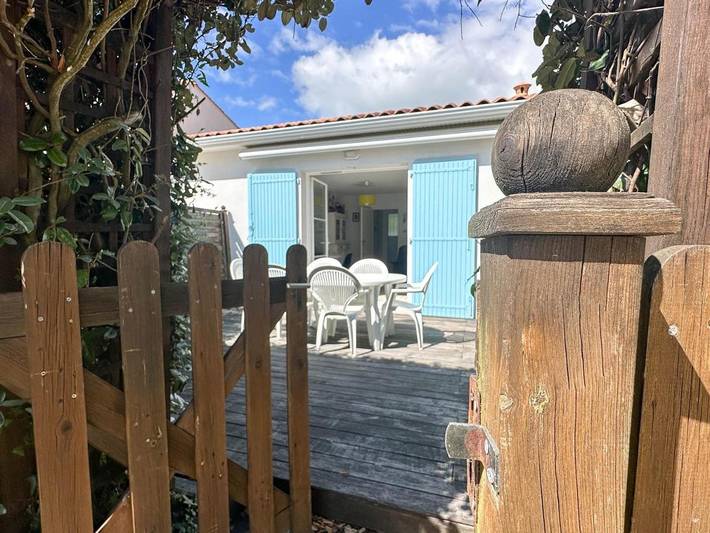 Location de vacances pour 4 personnes, avec terrasse dans Zoo La Palmyre