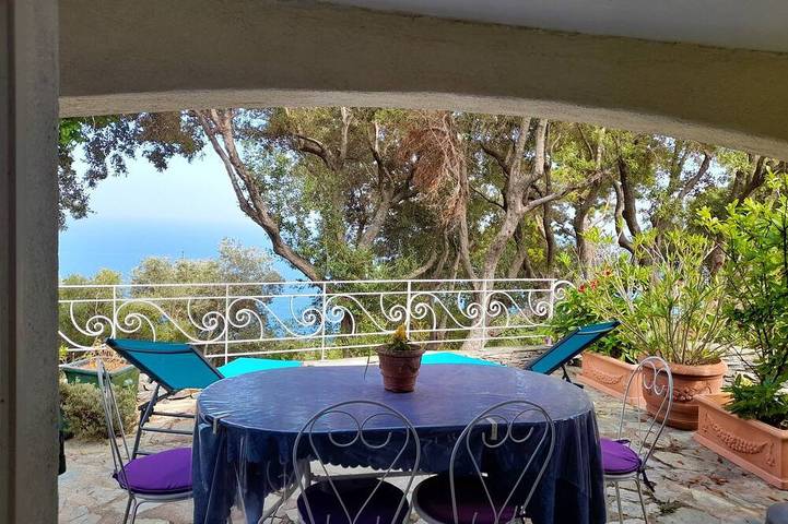Maison de vacances pour 4 personnes, avec jardin et terrasse dans Cap Corse