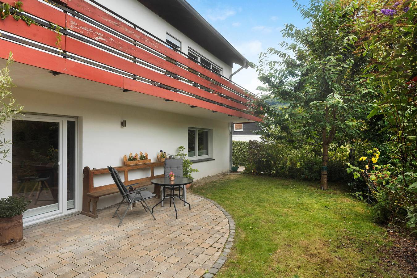 Ganze Wohnung, Apartment 'Am Pieperknapp' mit Bergblick, privater Terrasse und Wlan in Olsberg, die Mittelgebirge