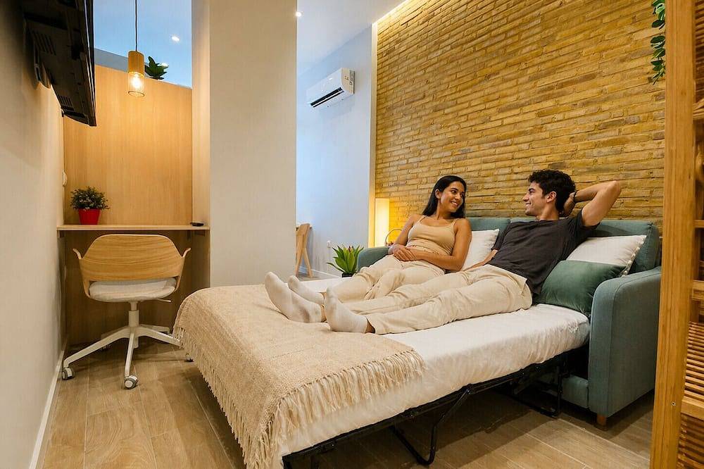 Ganze Wohnung, Beach Apartment | 1Br | 4 Guests | Ac & Wifi in Valencia, Costa de Valencia