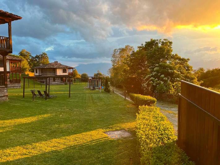 Chalet für 8 Personen, mit Garten und Ausblick in Bulgarien - 4