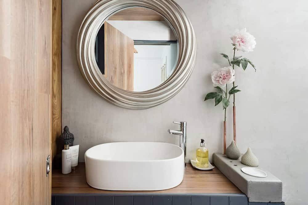 Ganze Wohnung, Rustic Revived Victorian Seaside Retreat in Bournemouth, Südwestengland