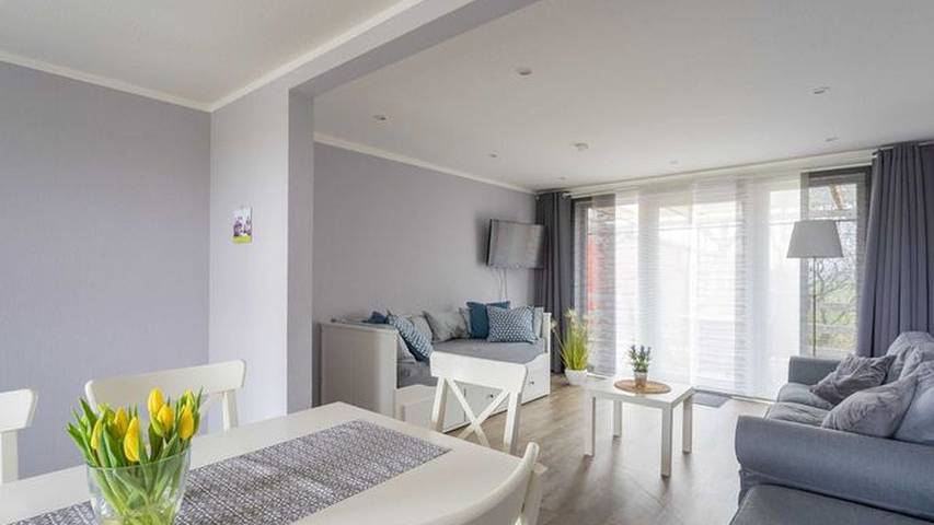 Ferienwohnung für 5 Personen, mit Garten und Terrasse in Janneby