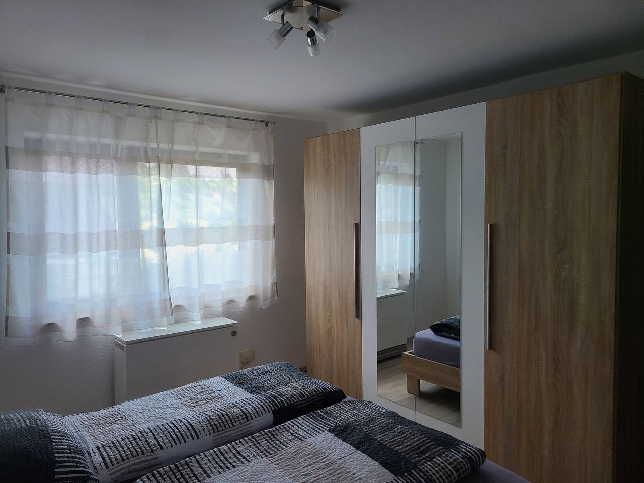 Ganze Wohnung, Ferienwohnung 'Am Südhang' mit Bergblick, privater Terrasse und Wi-Fi in Reichental, Gernsbach