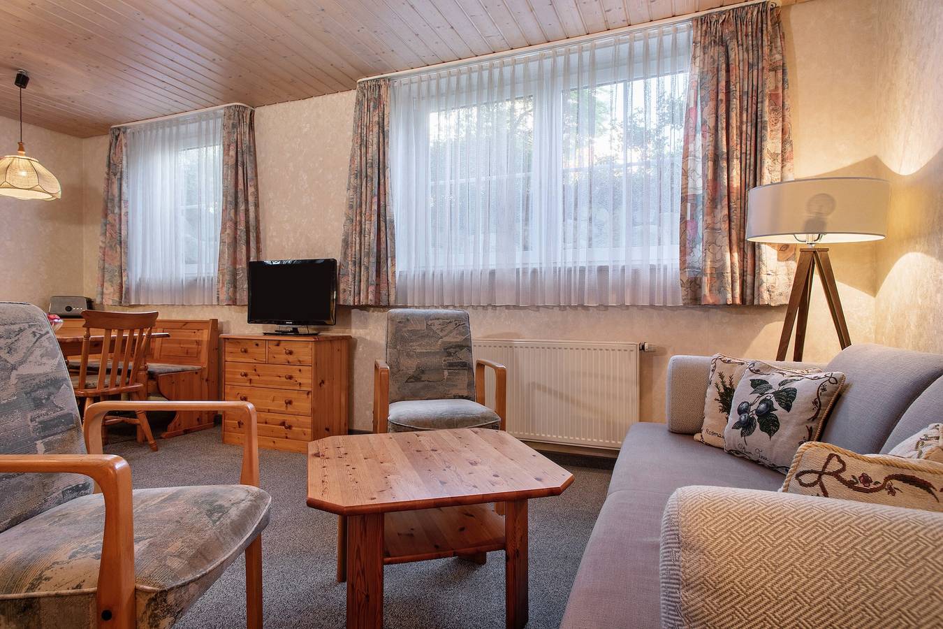 Ganze Wohnung, Ferienwohnung 'Wohnung Boskoop' im Souterrain mit Wlan in Immenstaad, Immenstaad am Bodensee