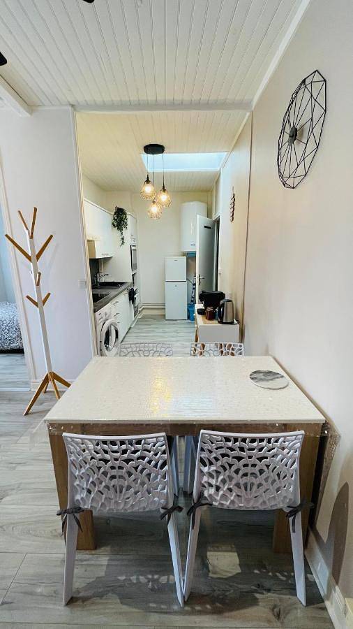 Appartement entier, Appartementt2 à 200m des Thermes in Saujon, Côte de Beauté