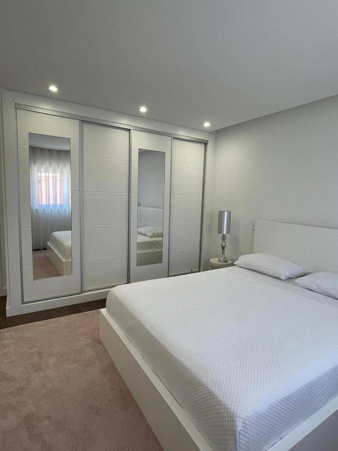 Gîte pour 5 personnes, avec balcon dans Coimbrão - 3