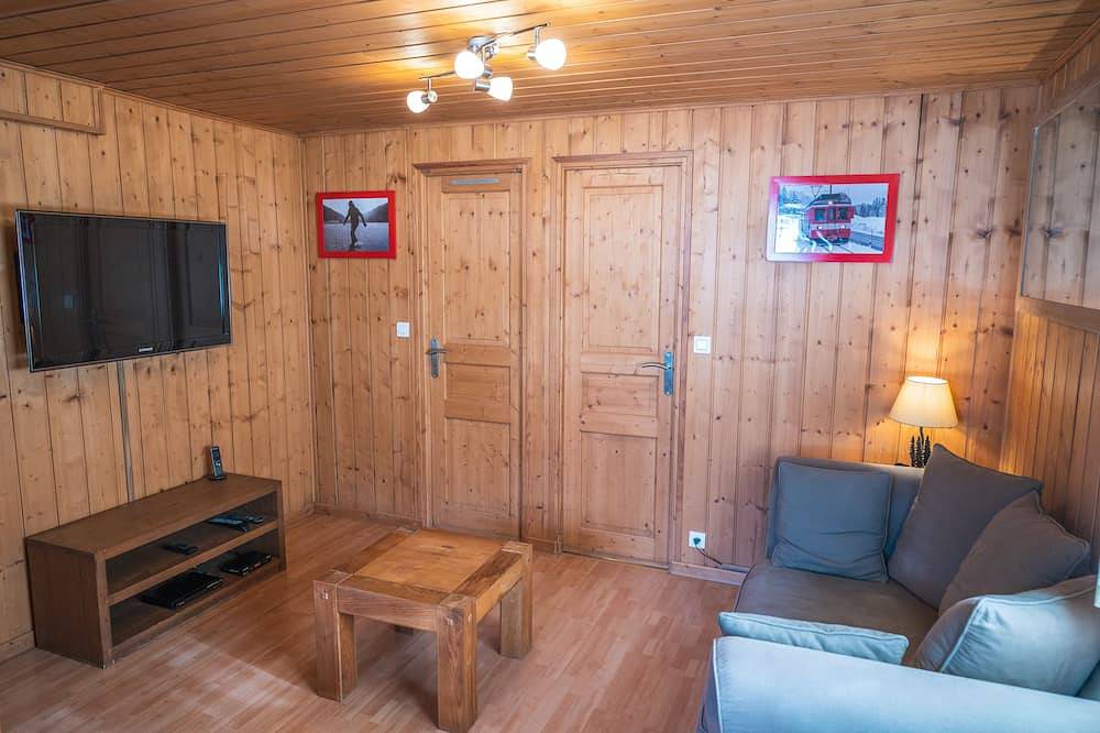 Entire apartment, Cosy studio for two in the heart of the Jura mountains in Lamoura, Parc naturel régional du Haut-Jura