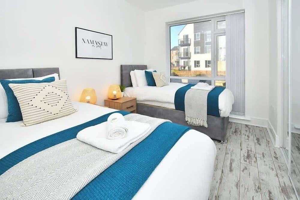 Ivory House Summary: in Stoke-on-Trent, Midlands