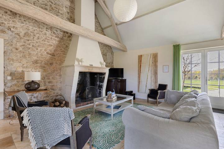 Gîte pour 14 personnes, avec Jardin et Vue sur le lac