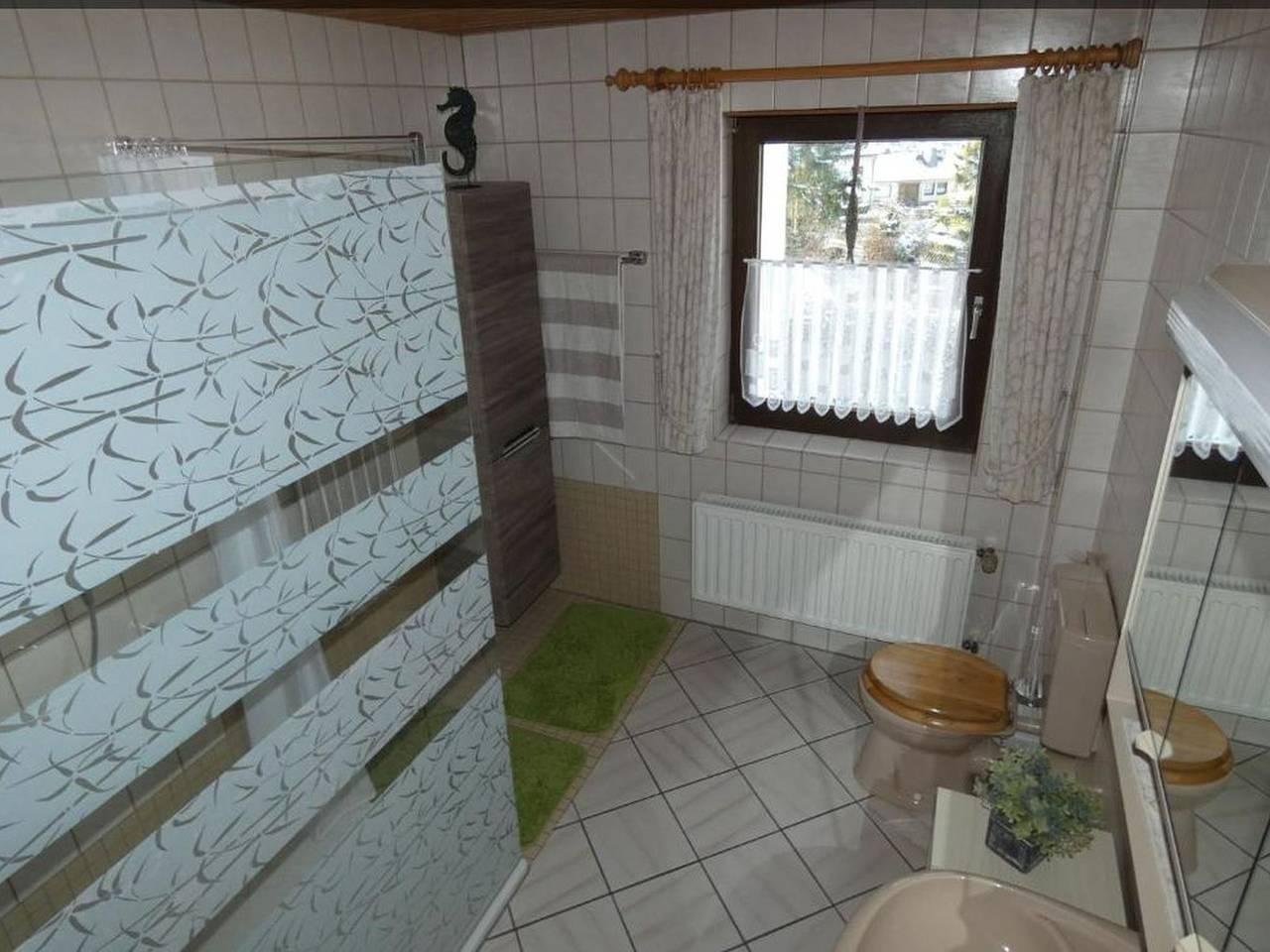 Ferienhaus '83qm, 2 Schlafzimmer' mit Privatterrasse, Gemeinschaftsgarten und Wi-Fi in Sundern, Sorpesee