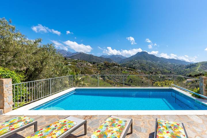Villa pour 6 personnes, avec jardin à Torrox - 2