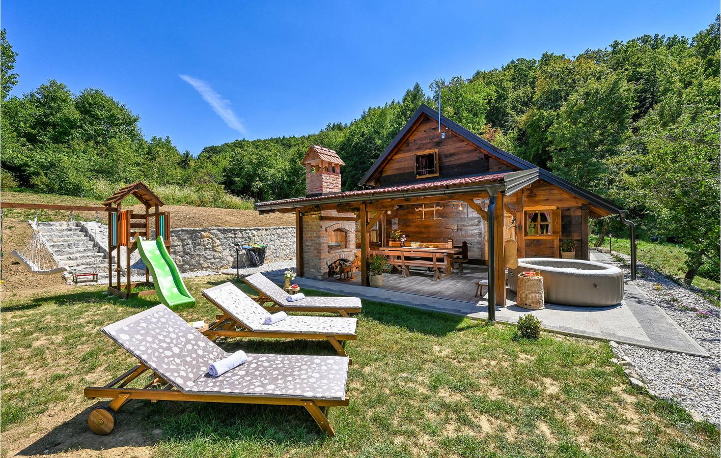 Ferienhaus für 6 Personen mit Terrasse in Varazdin