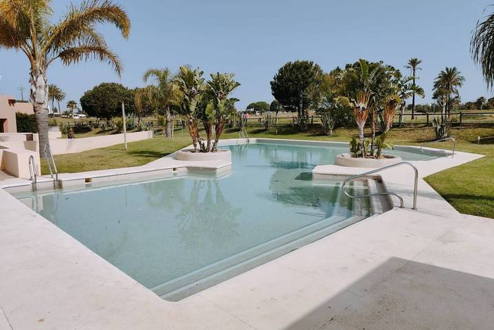 Ferienwohnung für 5 Personen, mit Garten und Pool in Puerto Real