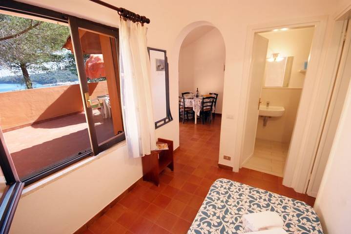 Ferienwohnung für 4 Personen, mit Balkon/Terrasse in Porto Azzurro - 3