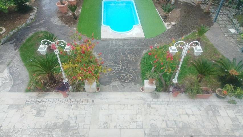 Maison d’hôte pour 4 personnes, avec vue ainsi que jardin et piscine à Bari - 2