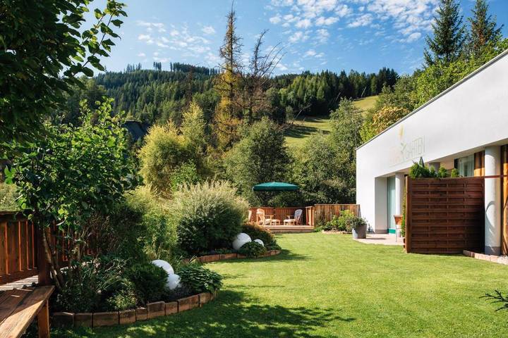 Ferienwohnung für 6 Personen, mit Balkon und Terrasse sowie Garten und Sauna in Serfaus - 2