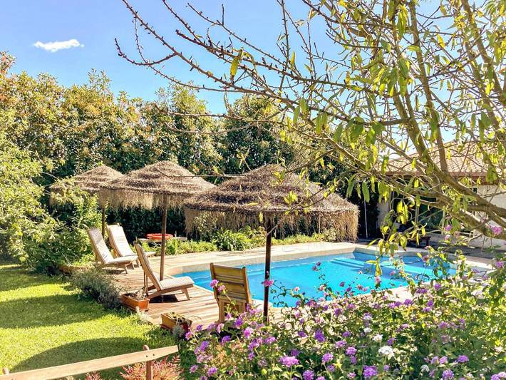Villa para 10 pessoas, com jardim e piscina e ainda vista em Paredes