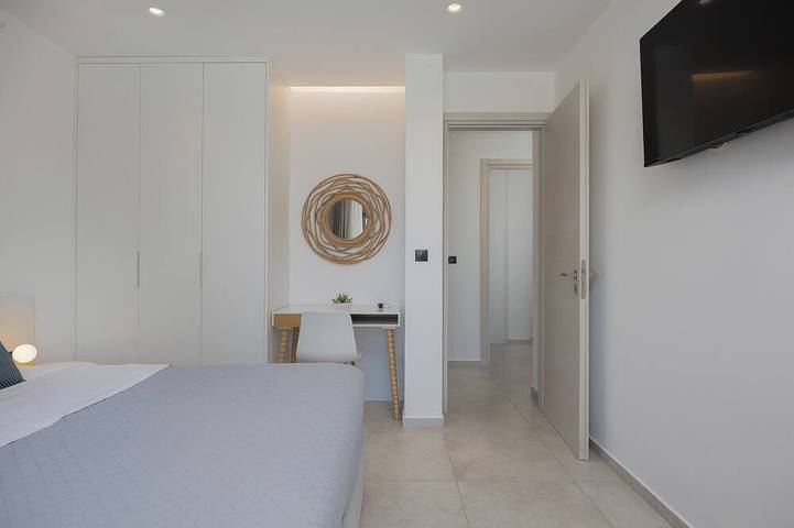 Impeccable design, total privacy & heated pool with sea views in Atsipopoulo, Nikiforos Fokas