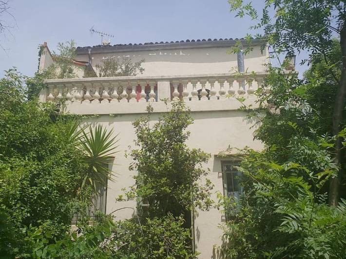 Maison de vacances pour 4 personnes, avec Balcon et Terrasse ainsi que Jardin et Vue à Bosc