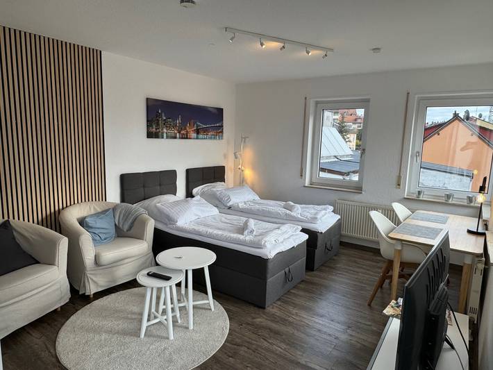 Appartement entier, Appartement de vacances "Hübsche Wohnung" avec balcon et Wi-Fi in Pforzheim, Forêt Noire du Nord