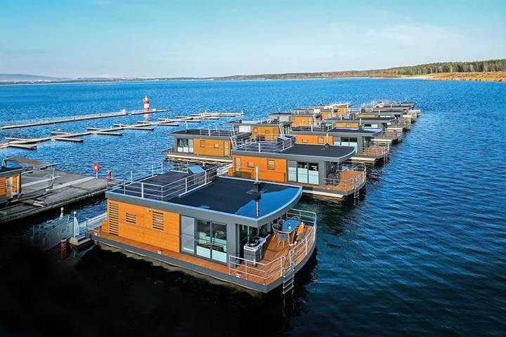 Boot für 6 Personen, mit Balkon und Terrasse sowie Seeblick und Ausblick in Sachsen