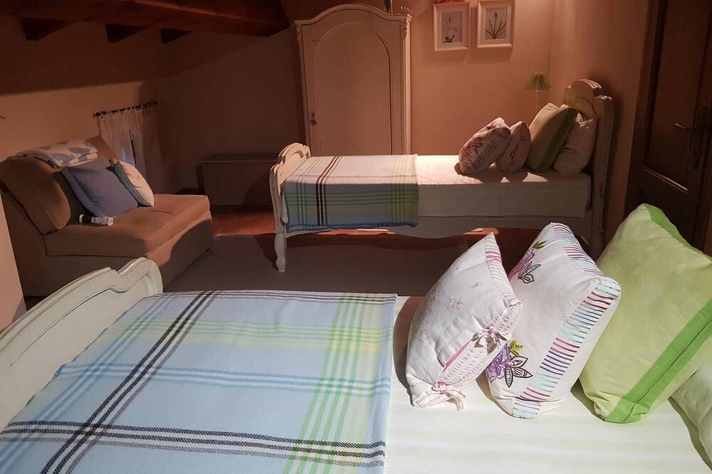 Abgelegene Bergvilla mit eigenem Pool, herrlicher Aussicht in Tresana, Val di Magra