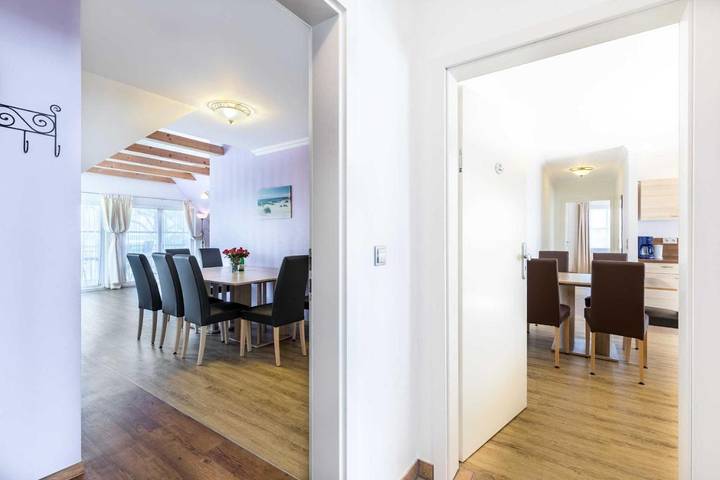 Ferienwohnung für 17 Personen, mit Garten und Balkon in Pepelow - 2