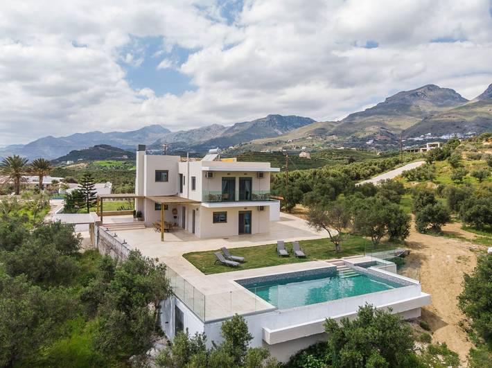 Ferienhaus für 12 Personen, mit Meerblick und Balkon sowie Terrasse und Garten in Rethymno und Umgebung - 2