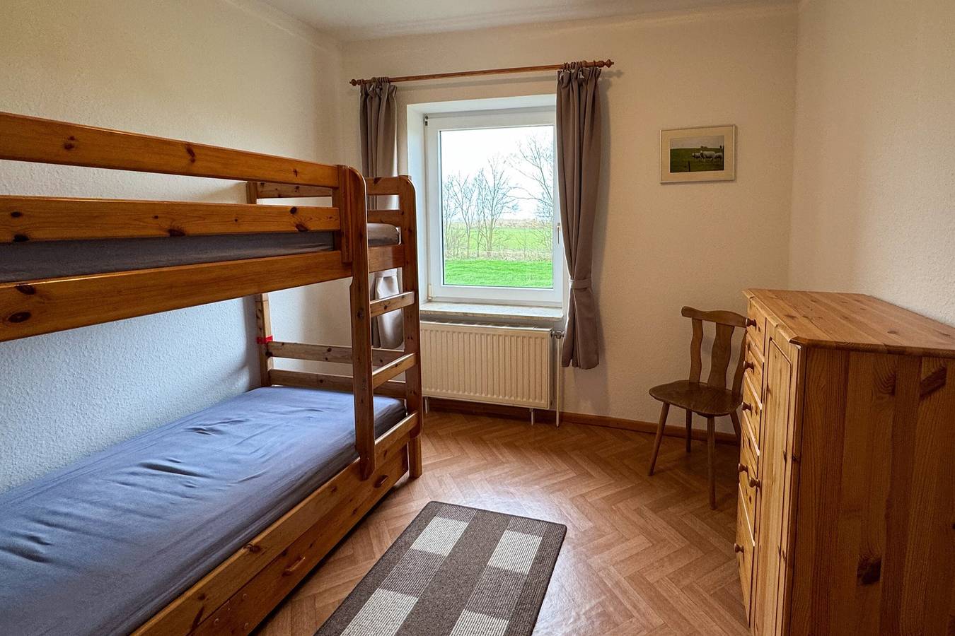 Ganze Wohnung, Apartment 'Fewo Buten, 55 qm, max. 5 Personen' mit Gemeinschaftsgarten und Wlan in Pellworm, Nordfriesland