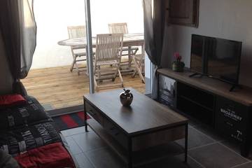 Gîte pour 4 personnes, avec terrasse et jardin à L'Épine