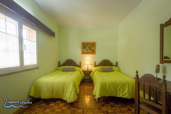 Casa rural para 10 personas, con jacuzzi además de jardín y piscina, Familias con niños en Mogadouro - 4