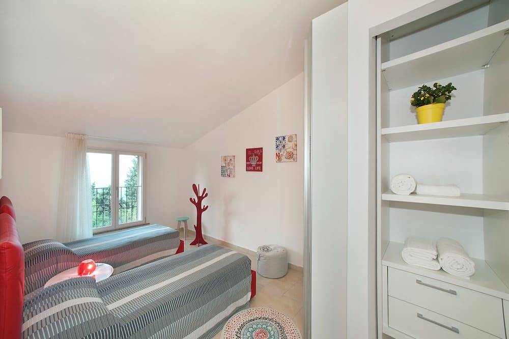 Geheel appartement, Zonnig verblijf in Tavullia Hills in Tavullia, Pesaro-Urbino