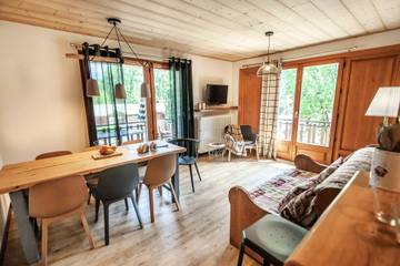 Lodge for 8 People in Grand Massif, Haute-Savoie, Photo 4