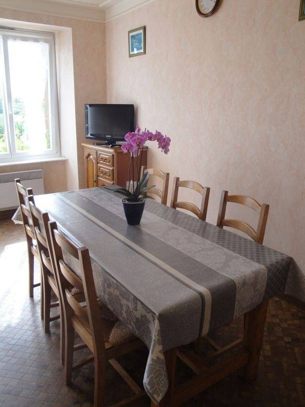 Gîte pour 6 personnes, avec jardin à Pléboulle - 4