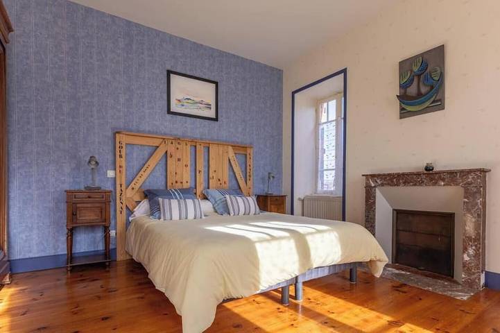 Location de vacances pour 5 personnes, avec balcon et jardin à Charbonnières-les-Vieilles - 2