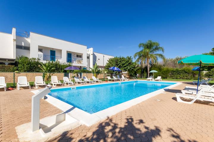 Casa vacanza per 6 persone, con giardino e balcone - 1