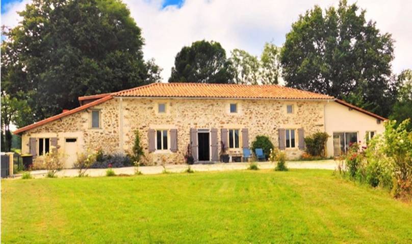 Appartement de vacances pour 2 personnes, avec Piscine en Charente