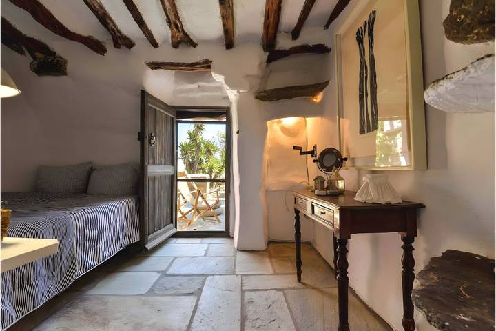 Holiday rental for 3 people, with garden in Tinos