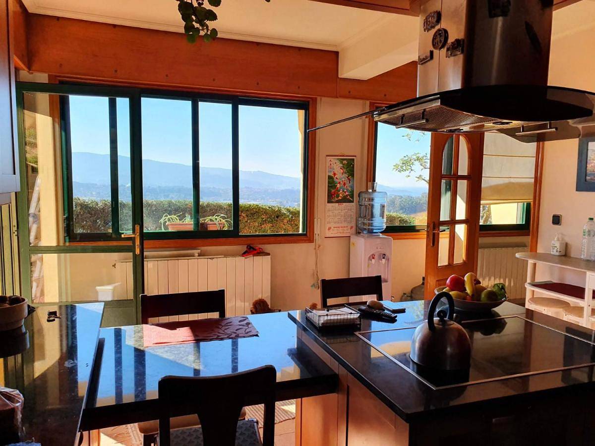 Casa Paz in Camos, Nigrán