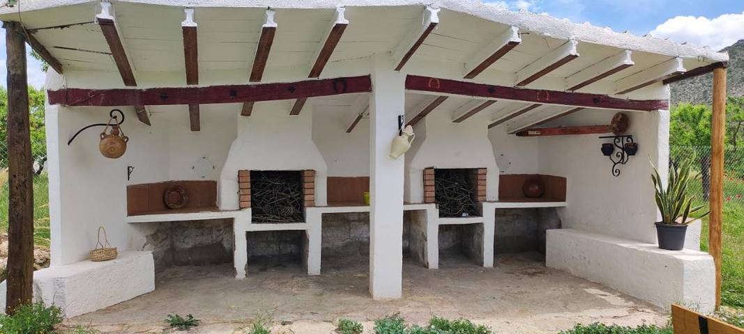 Casa rural para 5 personas, con vistas y jardín en Moratalla - 2