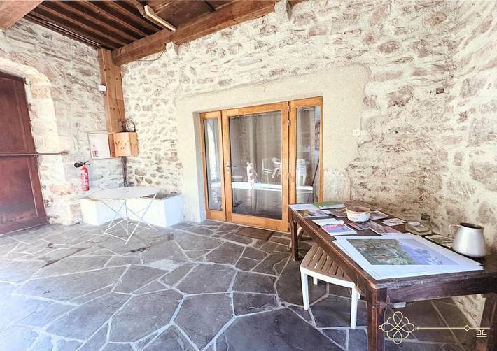 Gîte pour 8 personnes, avec vue et terrasse à Béost - 4